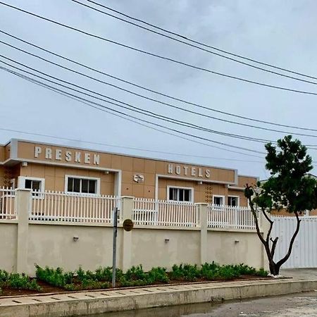 Presken Kuramo Waters Hotel Lagos Exterior photo