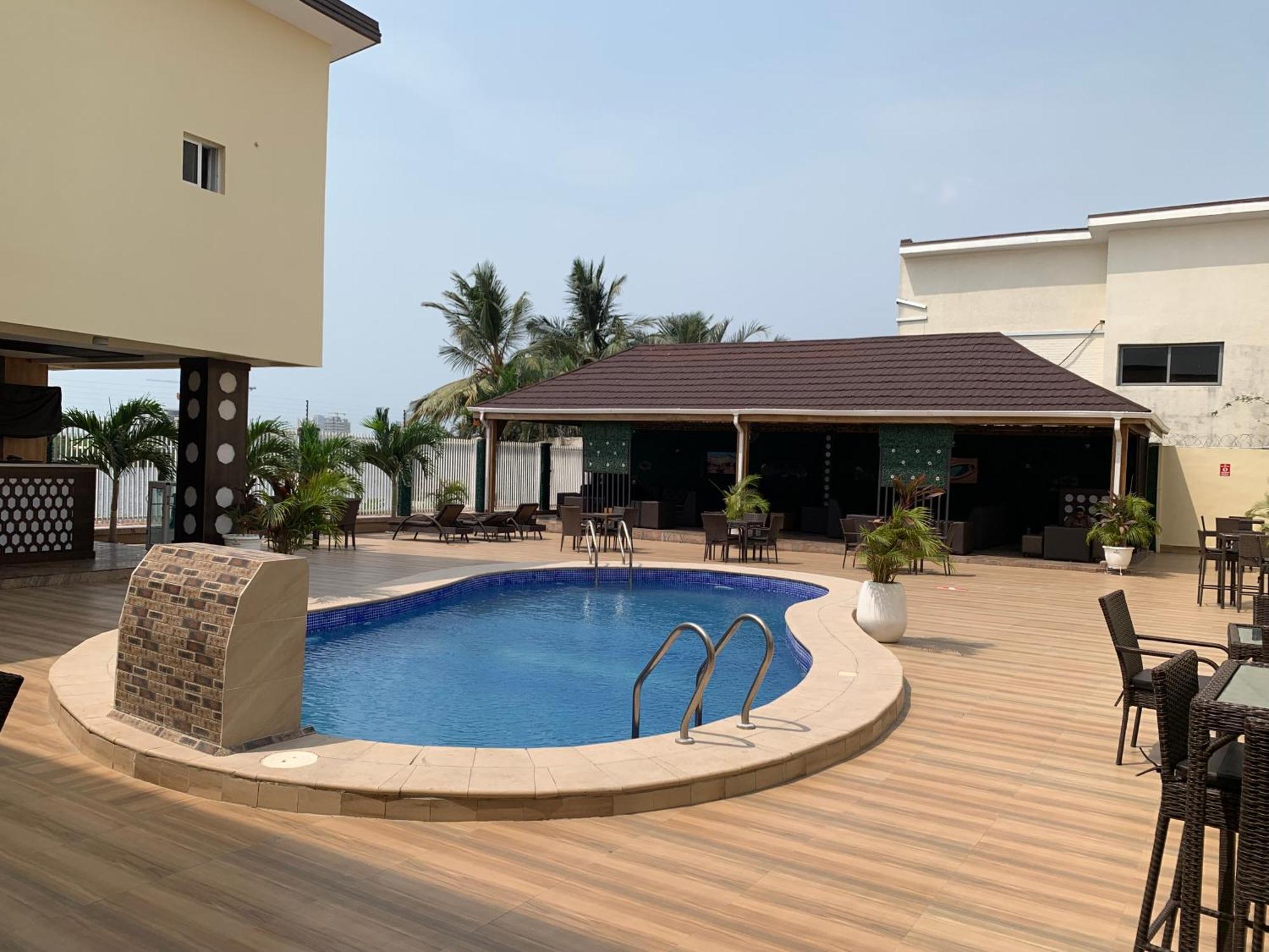 Presken Kuramo Waters Hotel Lagos Exterior photo