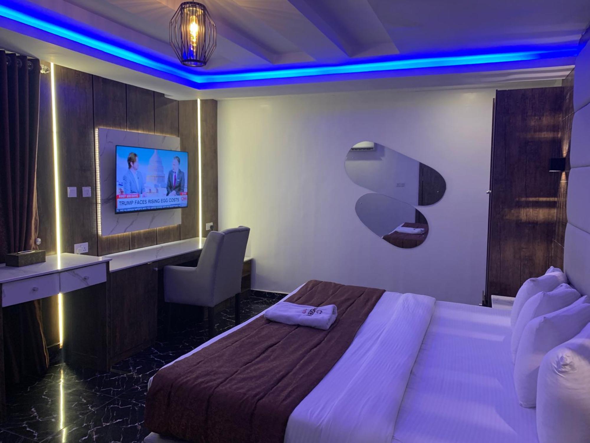 Presken Kuramo Waters Hotel Lagos Exterior photo